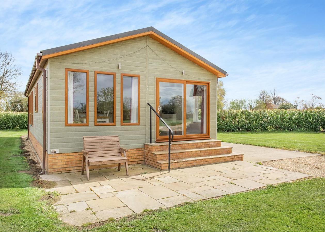 Lode Hall Lodges Upwell Buitenkant foto