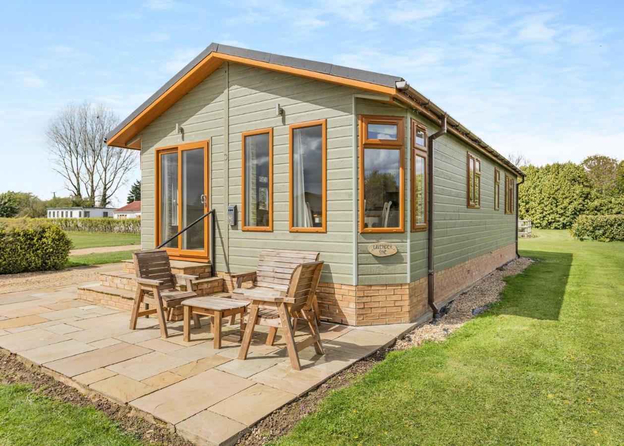 Lode Hall Lodges Upwell Buitenkant foto