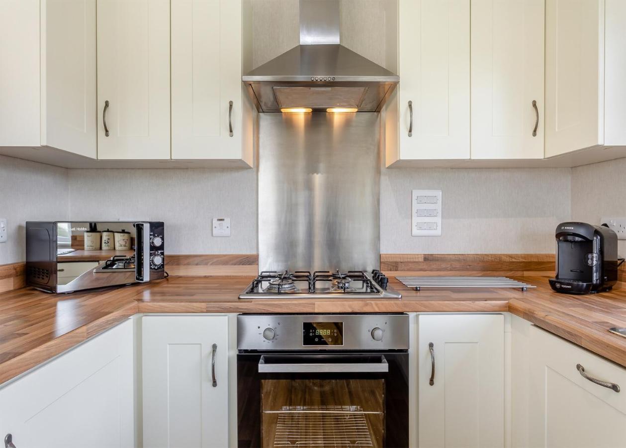 Lode Hall Lodges Upwell Buitenkant foto