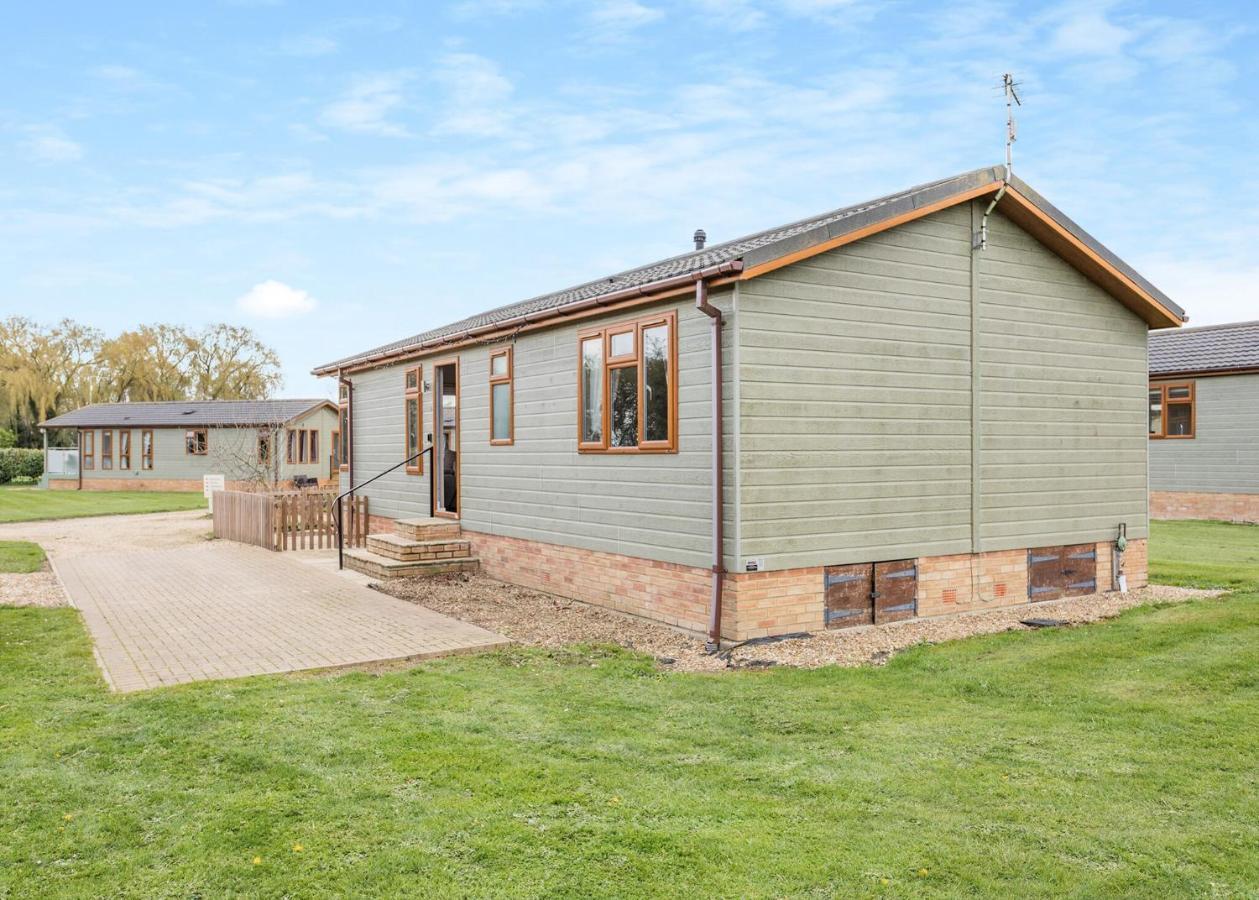 Lode Hall Lodges Upwell Buitenkant foto