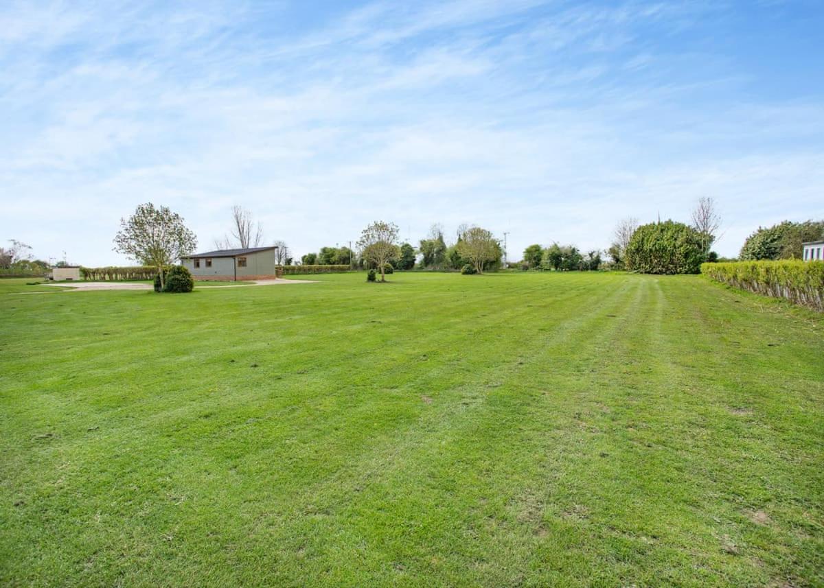 Lode Hall Lodges Upwell Buitenkant foto