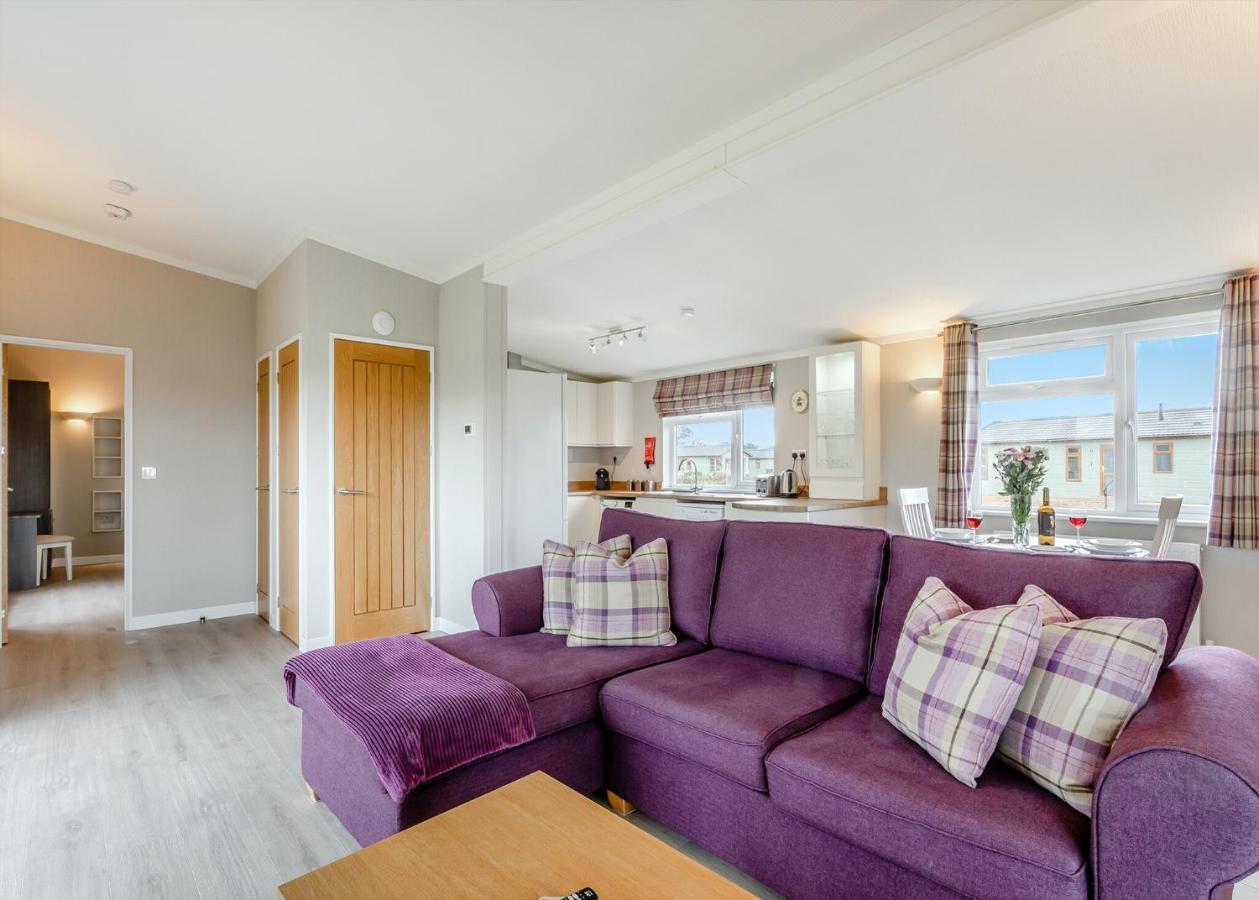 Lode Hall Lodges Upwell Buitenkant foto